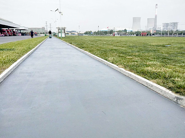 看臺(tái)，加油站，停機(jī)坪，消防車庫(kù)等室外地坪解決方案